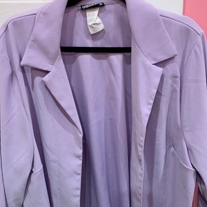 I am selling my the clothes that I don’t use anymore more, to donate to families